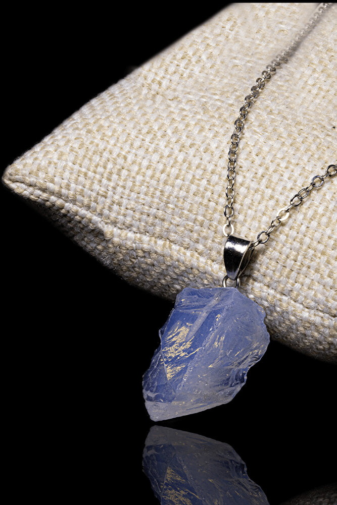 Sertifikalı Ham Işlenmemiş Ay Taşı Kolye (GÜMÜŞ APARATLI)