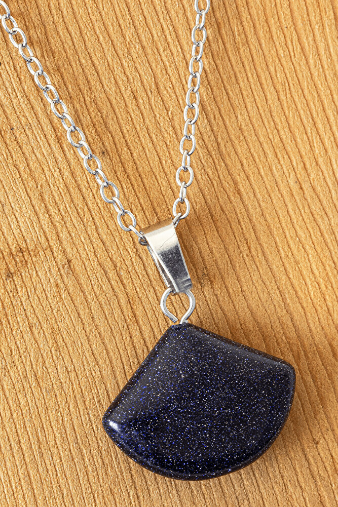 Sertifikalı Oval Model Lacivert Yıldız Taşı Kolye