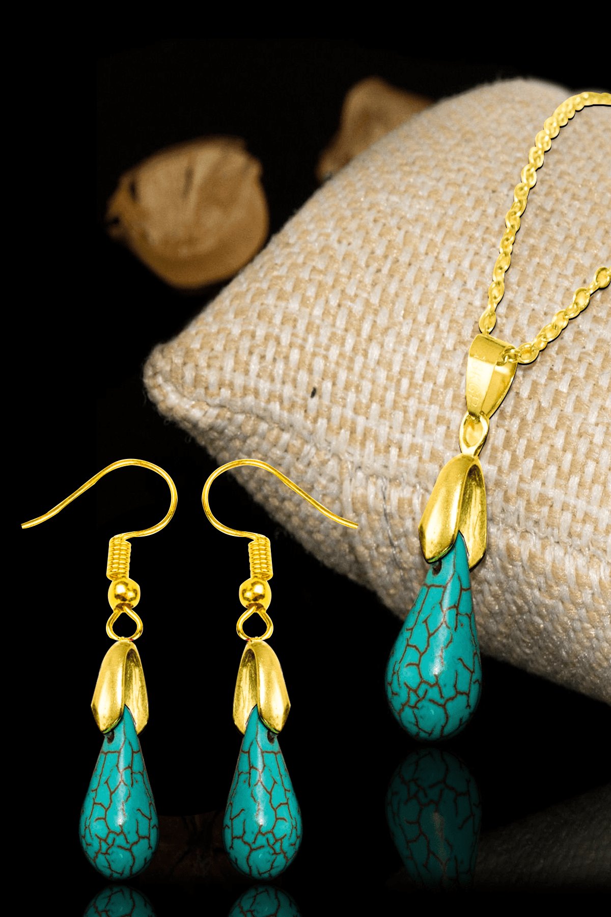 Sertifikalı Gold Damla Kesim Firuze - Turkuaz Taşı Kolye ve Küpe Seti